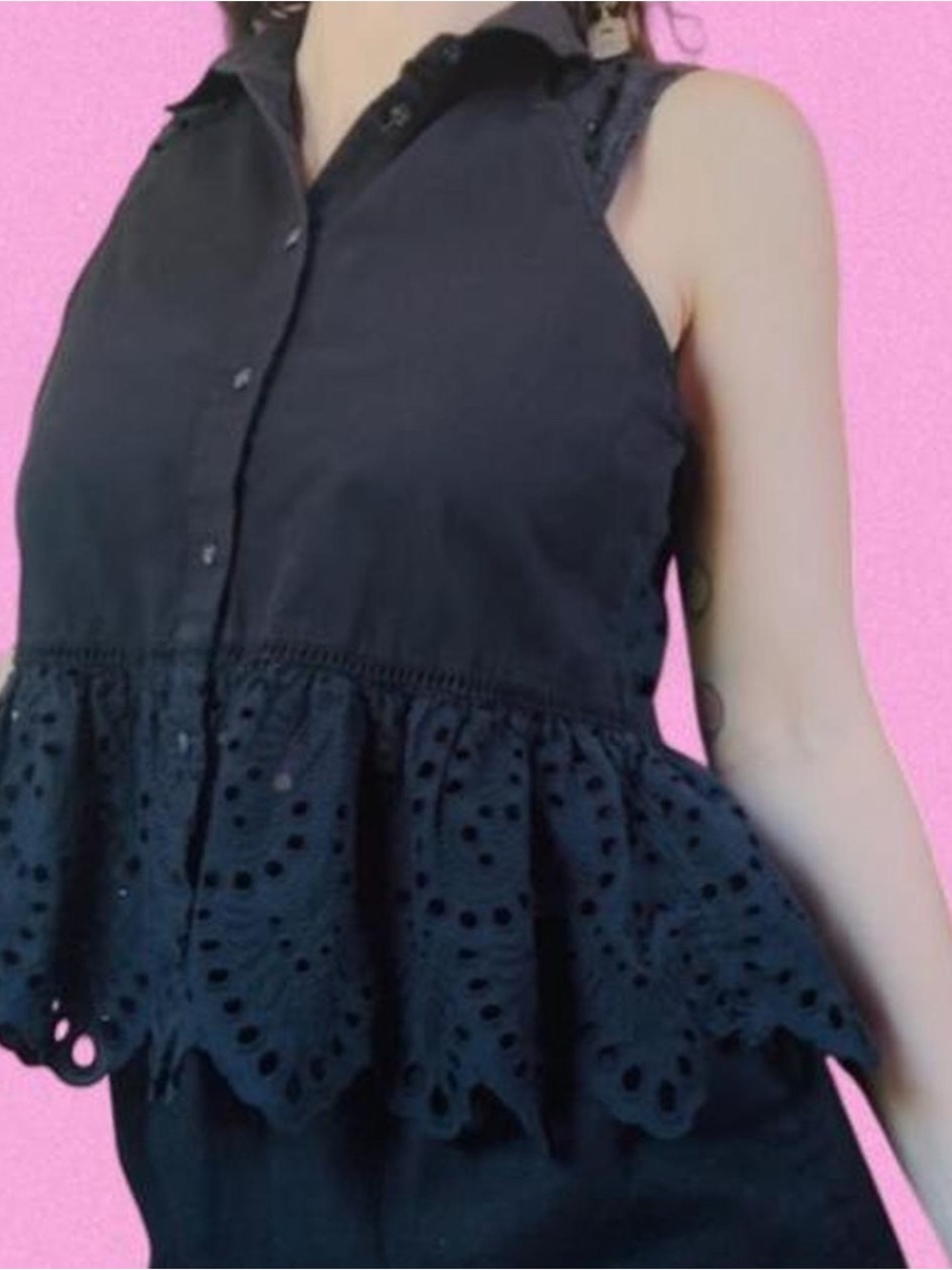 Madewell Sleeveless Black Eyelet Hem Button-Front Top